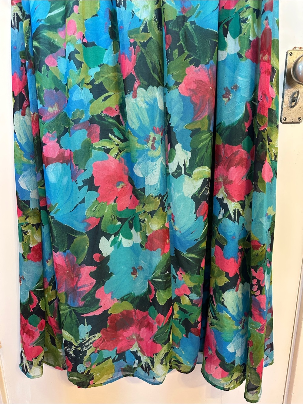 XSCAPE Plus Size Off the Shoulder Printed Gown - Wedding Guest Dress - 16W - Picture 16 of 17
